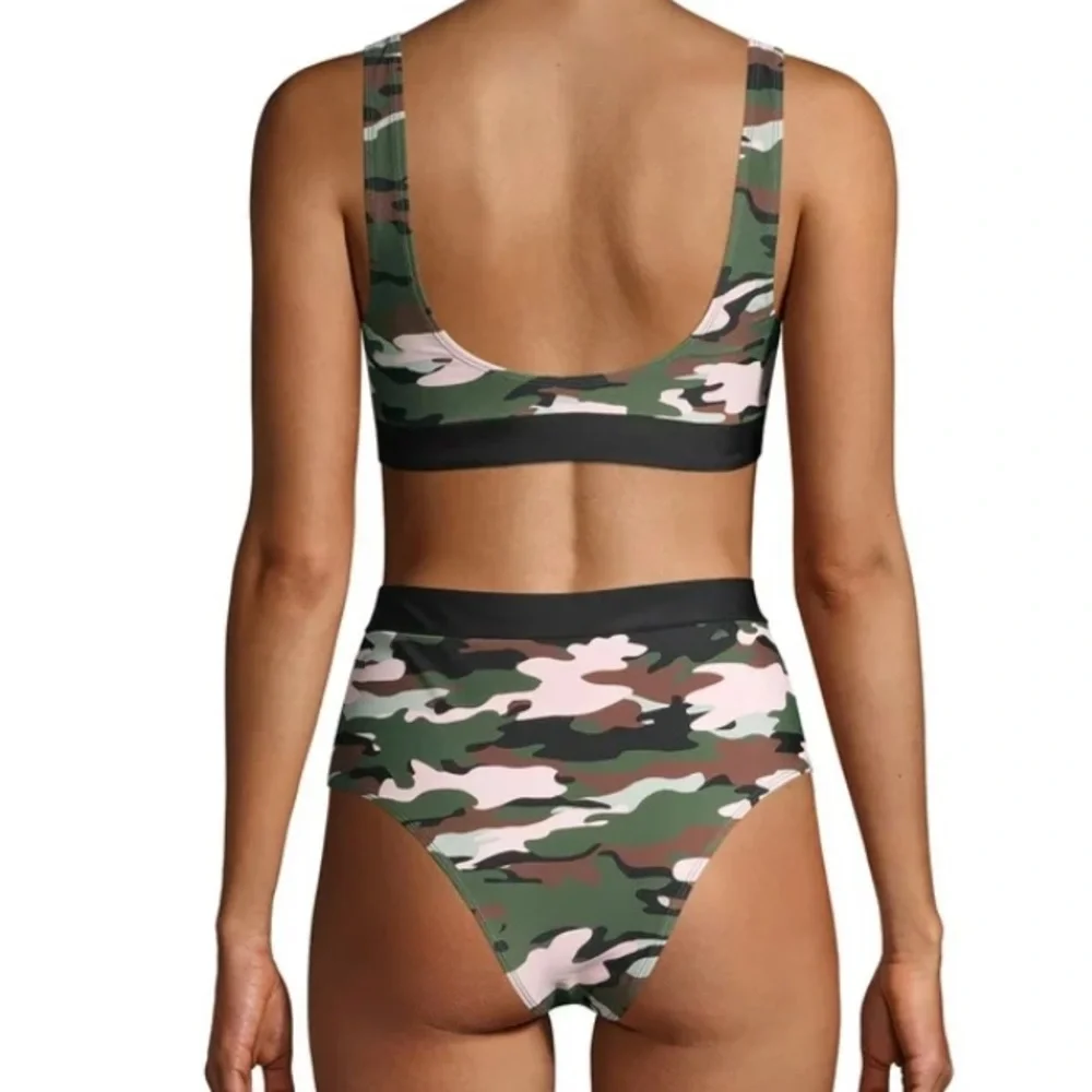 No boundaries Camouflage NEW Swimsuit Bikini Set swimwear Camo Medium Large